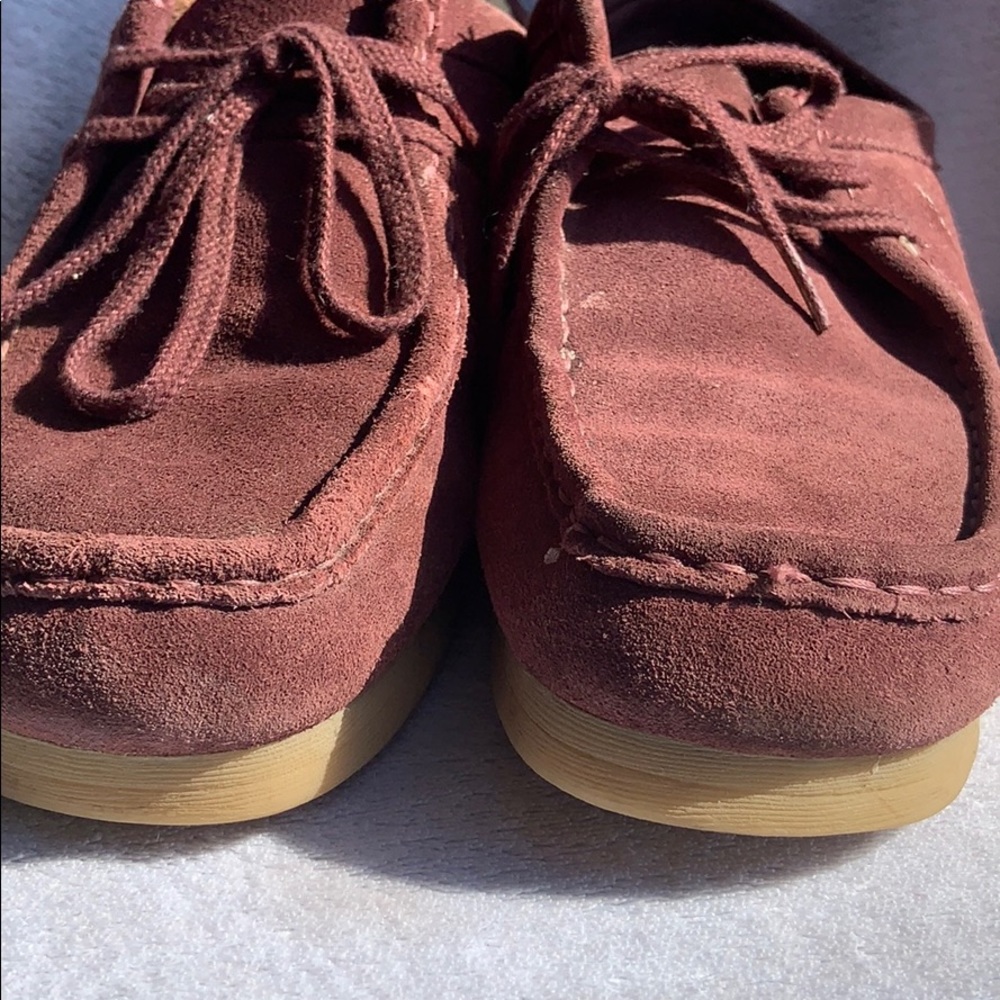 Clark wallabees